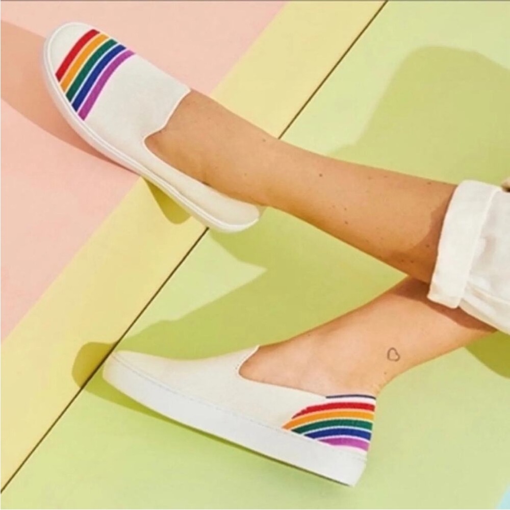 Rothy's The Sneaker SF Pride Rainbow Limited Edition 9.5 - Picture 2 of 14